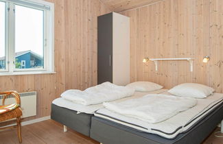 Photo 3 - 8 Person Holiday Home in Ulfborg