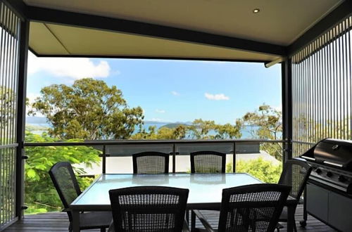 Photo 12 - Pinnacle Apartments Hamilton Island