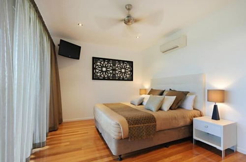 Photo 5 - Pinnacle Apartments Hamilton Island