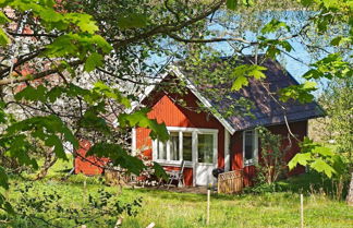 Photo 1 - 4 Person Holiday Home in Vreta