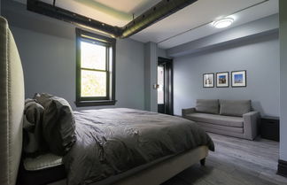 Photo 3 - Applewood Suites - West Queen West Loft