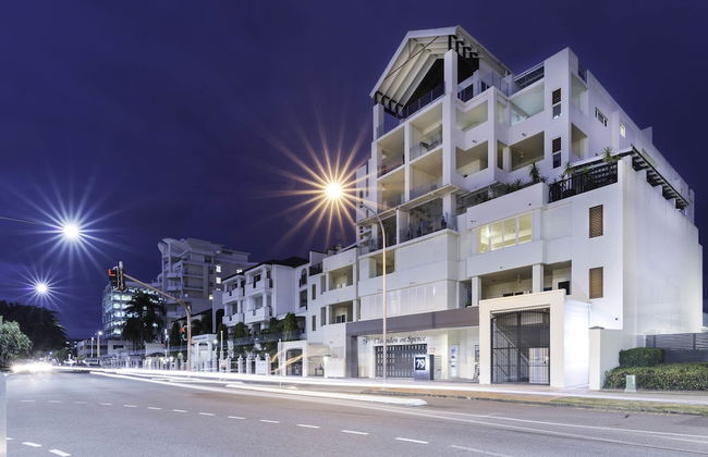 Cairns City Apartments - Photo 1