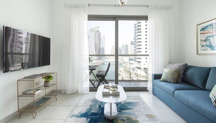 Photo 1 - Elegantly Modern 1BR With Lovely Marina Views