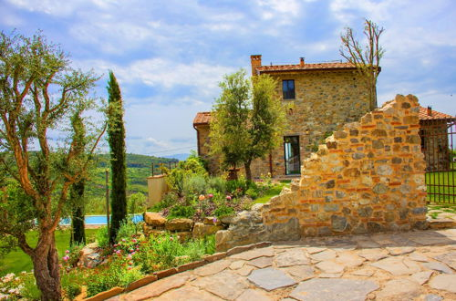 Foto 19 - Wonderful Private Villa With Pool in Riparbella