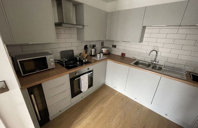 Modern & Comfortable 2BR Apartment - Foto 6