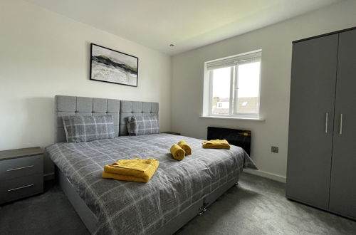 Foto 3 - Modern & Comfortable 2BR Apartment