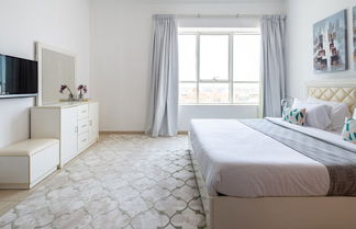 Photo 3 - Premier 1BR Apartment in JLT - Sleeps 3