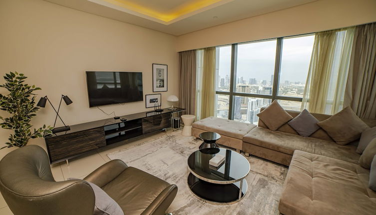 Photo 1 - Luxury 2BR Apartment in Paramount Towers Business Bay