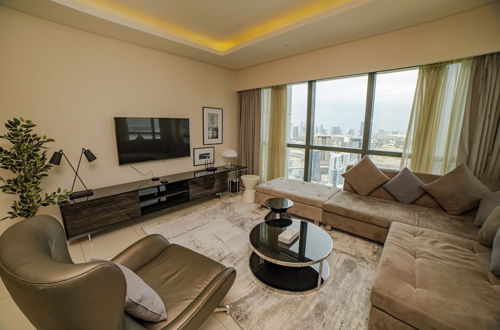 Foto 1 - Luxury 2BR Apartment in Paramount Towers Business Bay