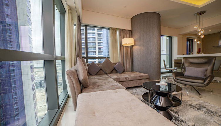 Photo 1 - Luxury 2BR Apartment in Paramount Towers Business Bay