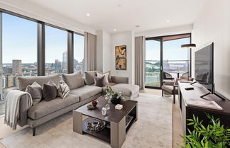 Photo 1 - Stunning two Bedroom Docklands Apartment With Balcony