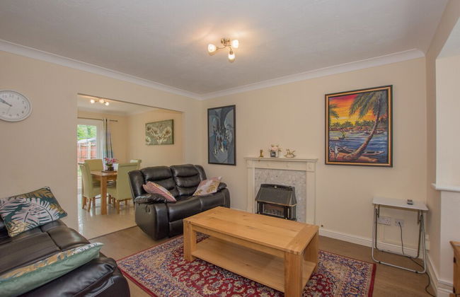Modern 4 Bedroom Detached House in Cardiff - Foto 18