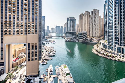 Photo 1 - Warm & Spacious 2BR in The Famous Dubai Marina