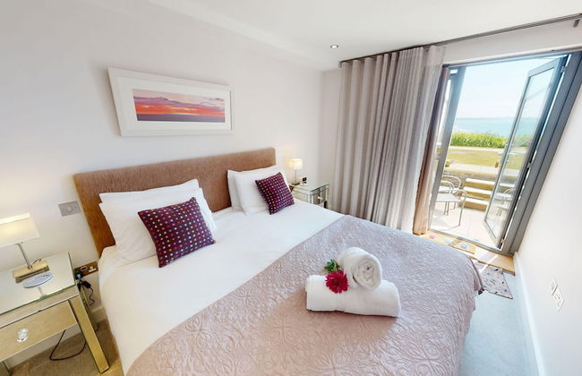 Saunton Point Break 2 Bedrooms - Photo 2