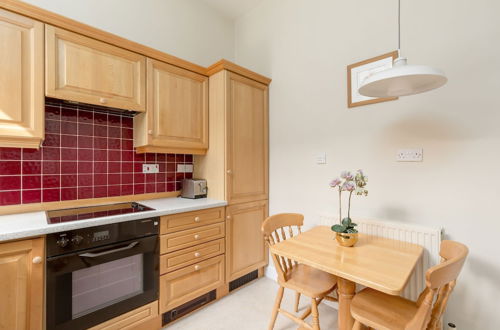 Foto 9 - Light and Spacious 2 Bedroom Flat in Heart of Edinburgh