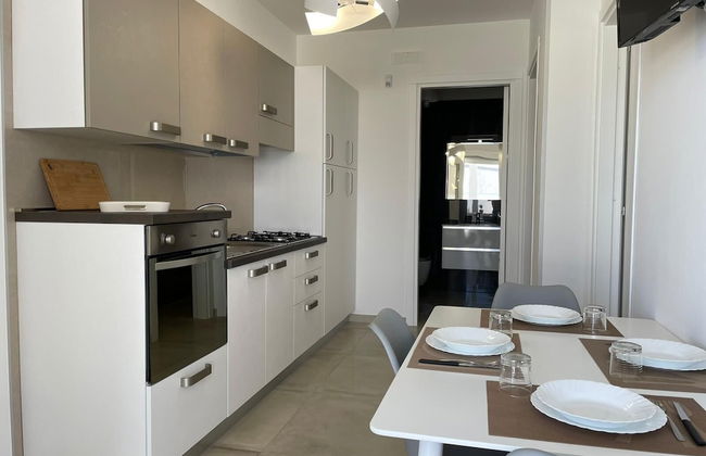 Elite Luxury Residence - Photo 30