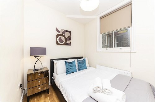 Foto 19 - Bright 3 Bedroom Apartment in Hammersmith