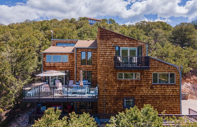 Raven Hill - Stunning Views From Three Decks, Close to Ten Thousand Waves - Photo 15