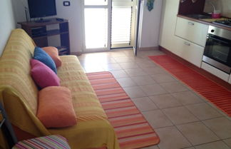 Foto 1 - Lovely Apartment With Pool in Calabria Sleeps 4