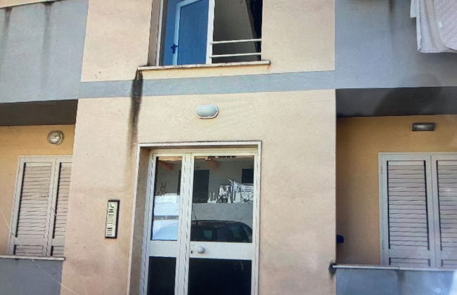 Quaint Little apt for 4 With Pool - Foto 25