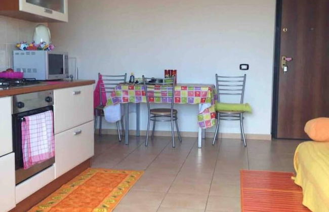 Quaint Little apt for 4 With Pool - Foto 6