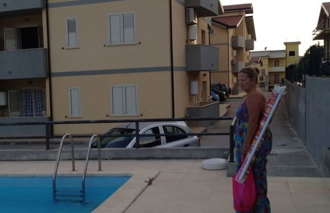 Quaint Little apt for 4 With Pool - Foto 10