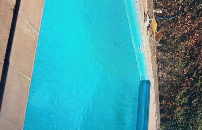 Quaint Little apt for 4 With Pool - Foto 12
