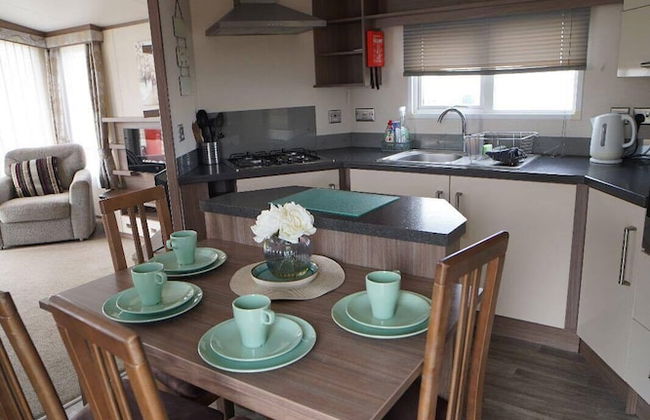 Pets Stay Free 8 Berth lux van Heacham Beach - Photo 19