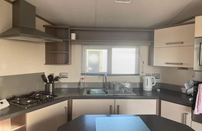 Pets Stay Free 8 Berth lux van Heacham Beach - Photo 5