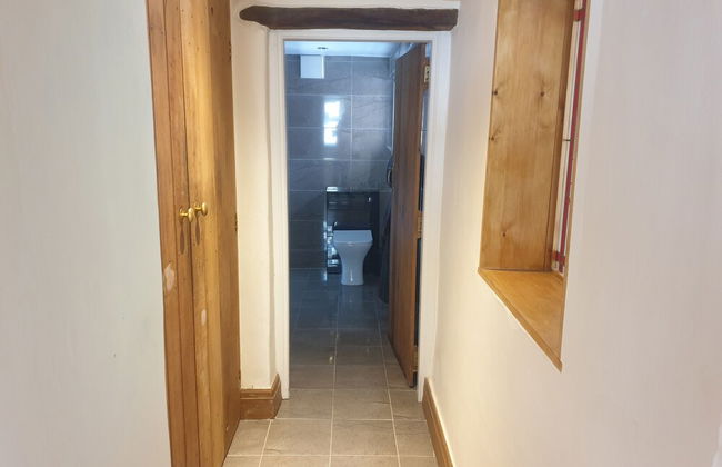 Beautiful 2-bed Cottage in Hurst Green - Foto 34