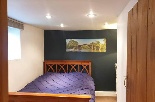 Photo 4 - Beautiful 2-bed Cottage in Hurst Green