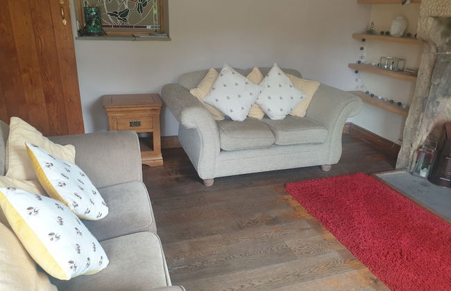 Beautiful 2-bed Cottage in Hurst Green - Foto 19