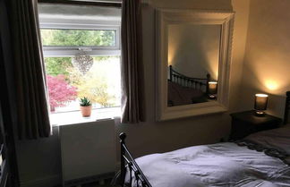 Foto 2 - Beautiful 2-bed Cottage in Hurst Green