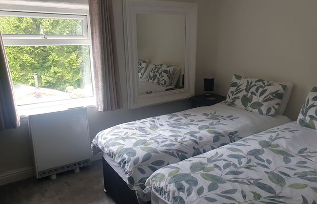 Beautiful 2-bed Cottage in Hurst Green - Foto 6