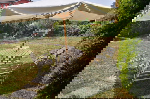 Foto 22 - Snug Holiday Home near Lazise & Lake Garda with Olive Garden