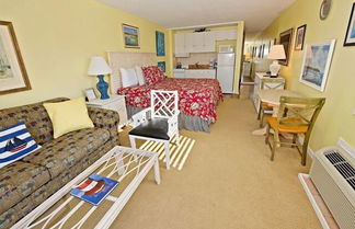 Photo 2 - 861 Ketch Court at The Sea Pines Resort