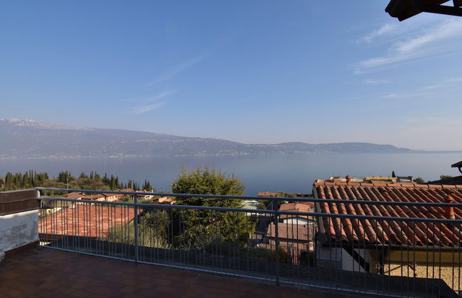 Angela -terrace & Beautiful View Lake - Photo 22