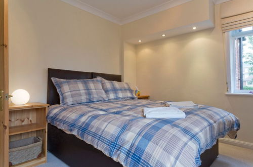 Photo 6 - Poplar House Serviced Apartments