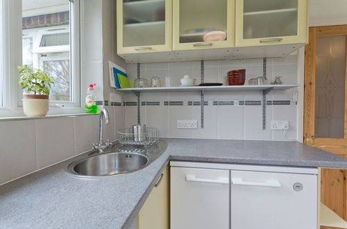 Photo 9 - Poplar House Serviced Apartments