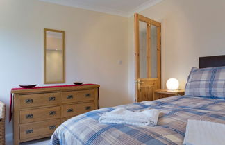 Photo 3 - Poplar House Serviced Apartments