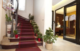 Photo 2 - HotelHome Paris 16