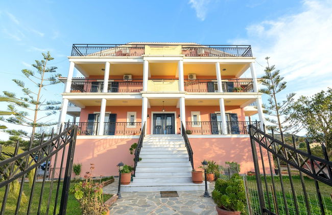 Regina Apartments - Foto 1