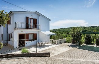 Foto 1 - Nice Apartment on the Outskirts of Silo With Spacious Terrace and Beach at 600m