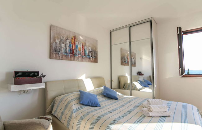 Spacious Apartment, Private Terrace in the Countryside, Wi-fi and Parking - Foto 2