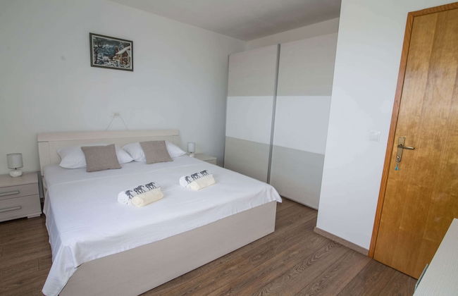 Spacious Apartment, Private Terrace in the Countryside, Wi-fi and Parking - Foto 3