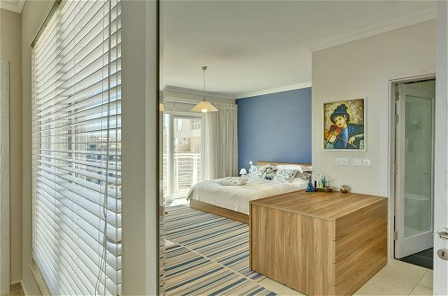Foto 4 - Luxury Apartment inc Pool Views