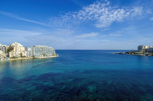 Foto 40 - Spinola Bay Apartment by Getaways Malta