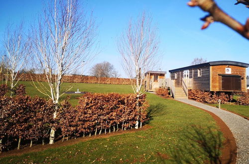 Photo 23 - Quaint Mobile Home With Sauna in Vielsalm