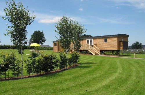 Photo 27 - Quaint Mobile Home With Sauna in Vielsalm