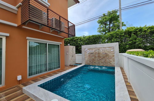 Photo 32 - Boulevard Tuscany - 3 Bedroom Pool Villa